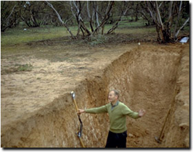 Photo: Jim Newell in soil trench near Walpeup